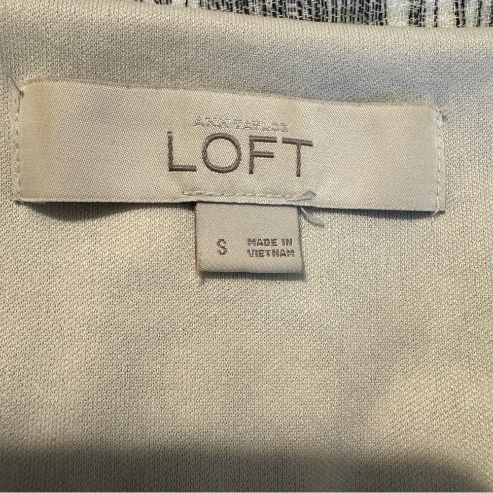 Loft Black and Cream Patterned Pencil Dress - Picture 6 of 10